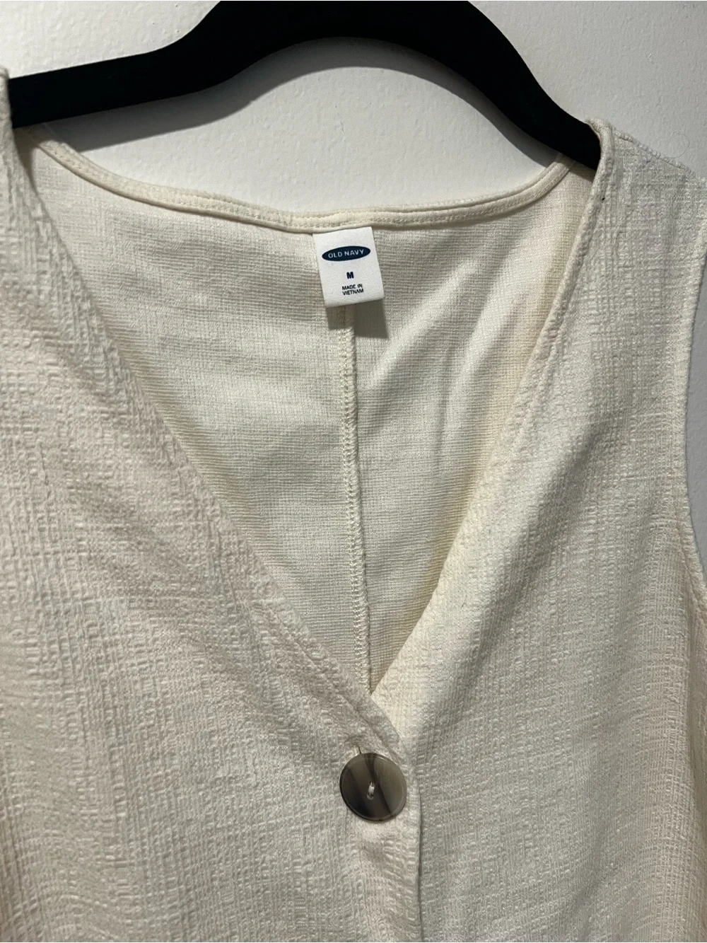 Old Navy Cream Tie-Front Button Tank - Picture 2 of 3